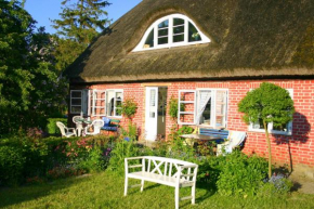Im Feriengarten - Ferienwohnung EG, Lohme